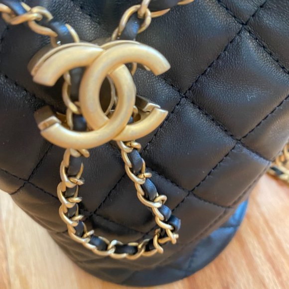 Mini Chanel 22S Bucket Bag Pearl Crush - Picture 7 of 16